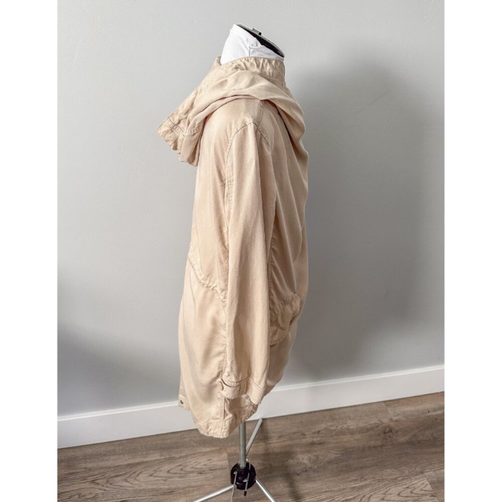 Urban Outfitters Silence + Noise Waylin Asymmetrical Parka - Picture 15 of 15
